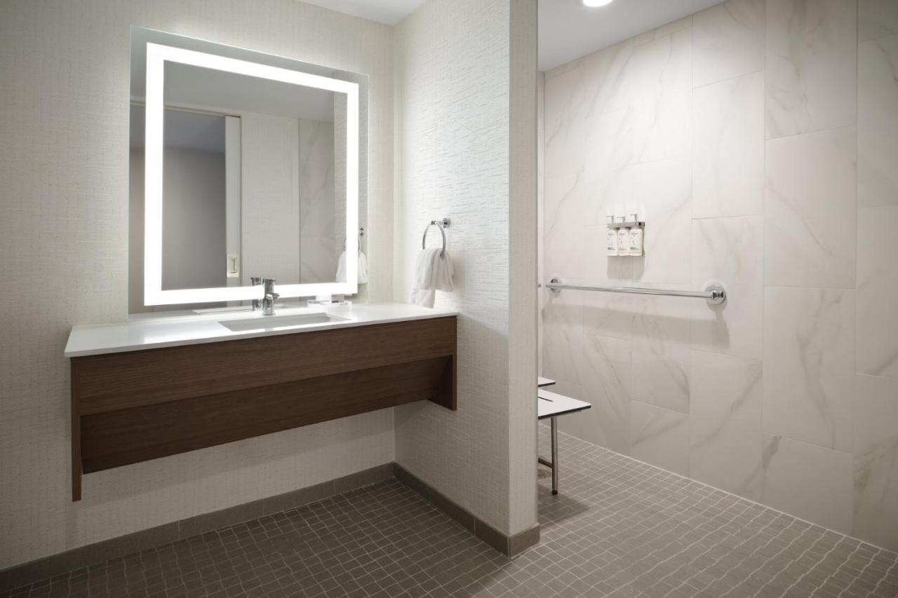 Holiday Inn Chicago O'Hare - Rosemont By Ihg Exterior photo