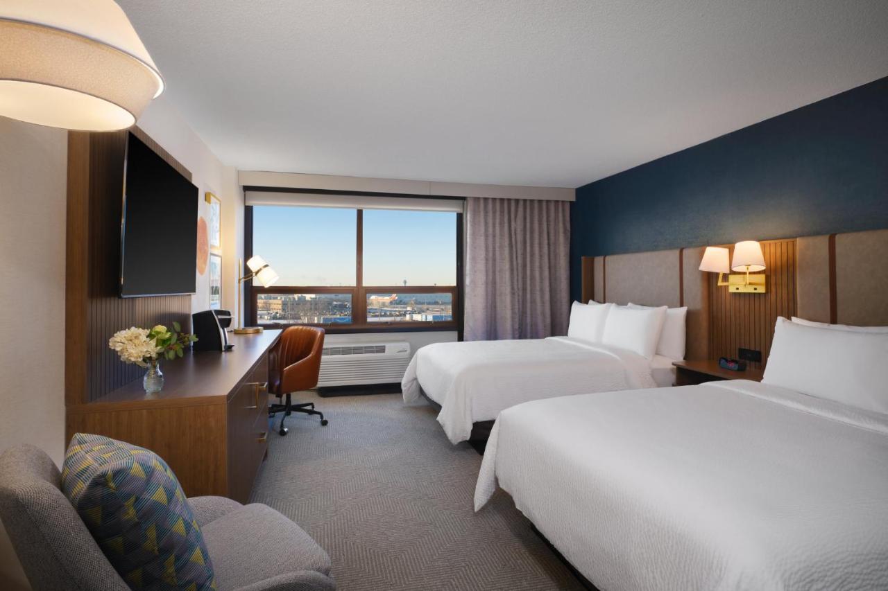 Holiday Inn Chicago O'Hare - Rosemont By Ihg Exterior photo